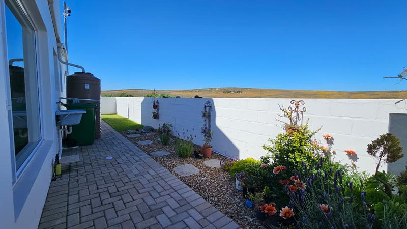 2 Bedroom Property for Sale in Britannia Bay Western Cape